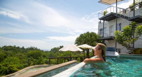 Gaia Hotel & Reserve