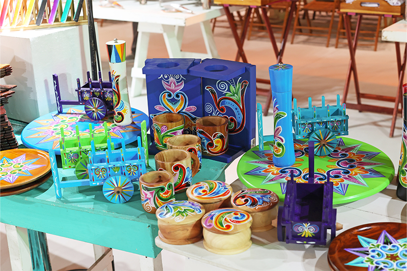 Local Arts & Crafts Displays