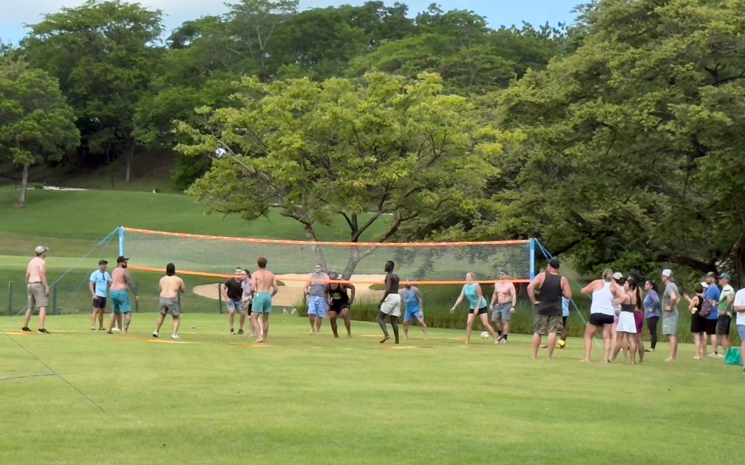 Costa Rica Large Group Trip: How to Plan with a Travel Company