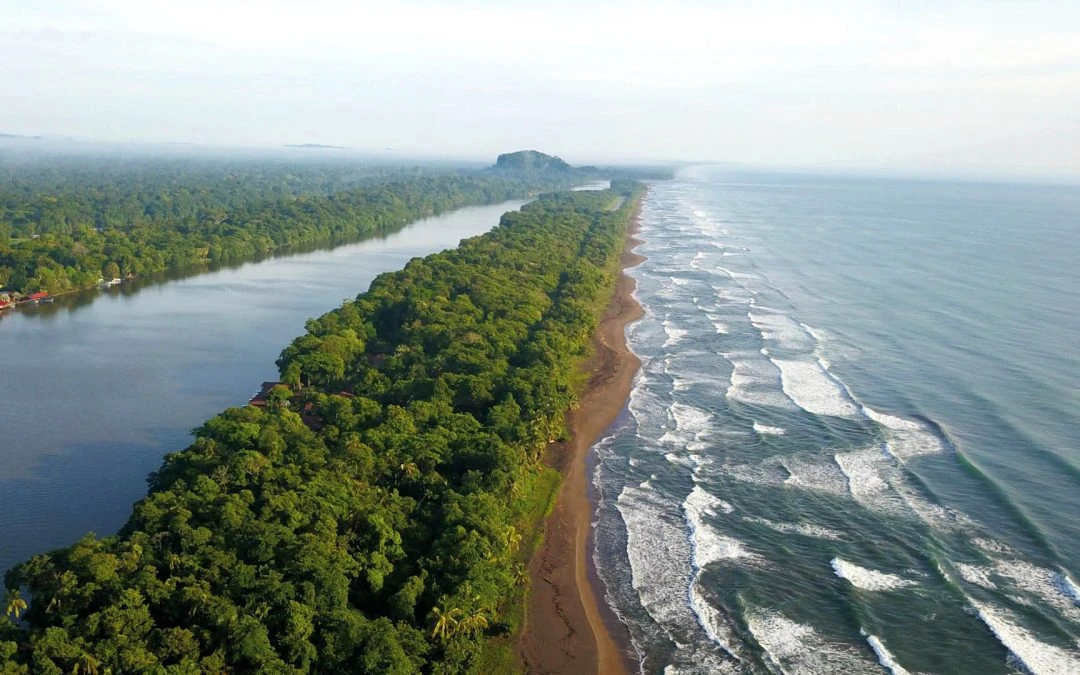 Discover Costa Rica: A Luxury Travel Guide by Local Experts